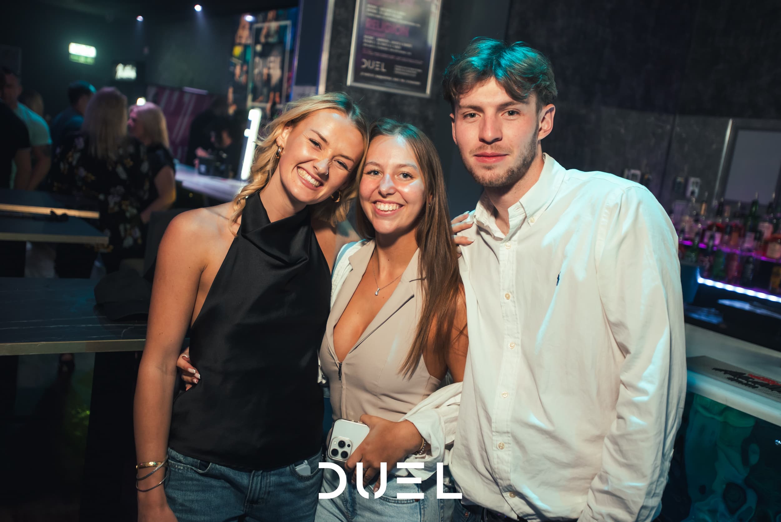 DUEL Club Crowd 2