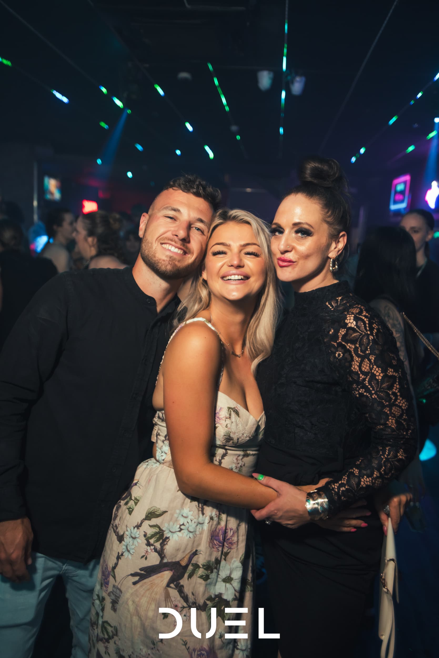 DUEL Club Crowd 5