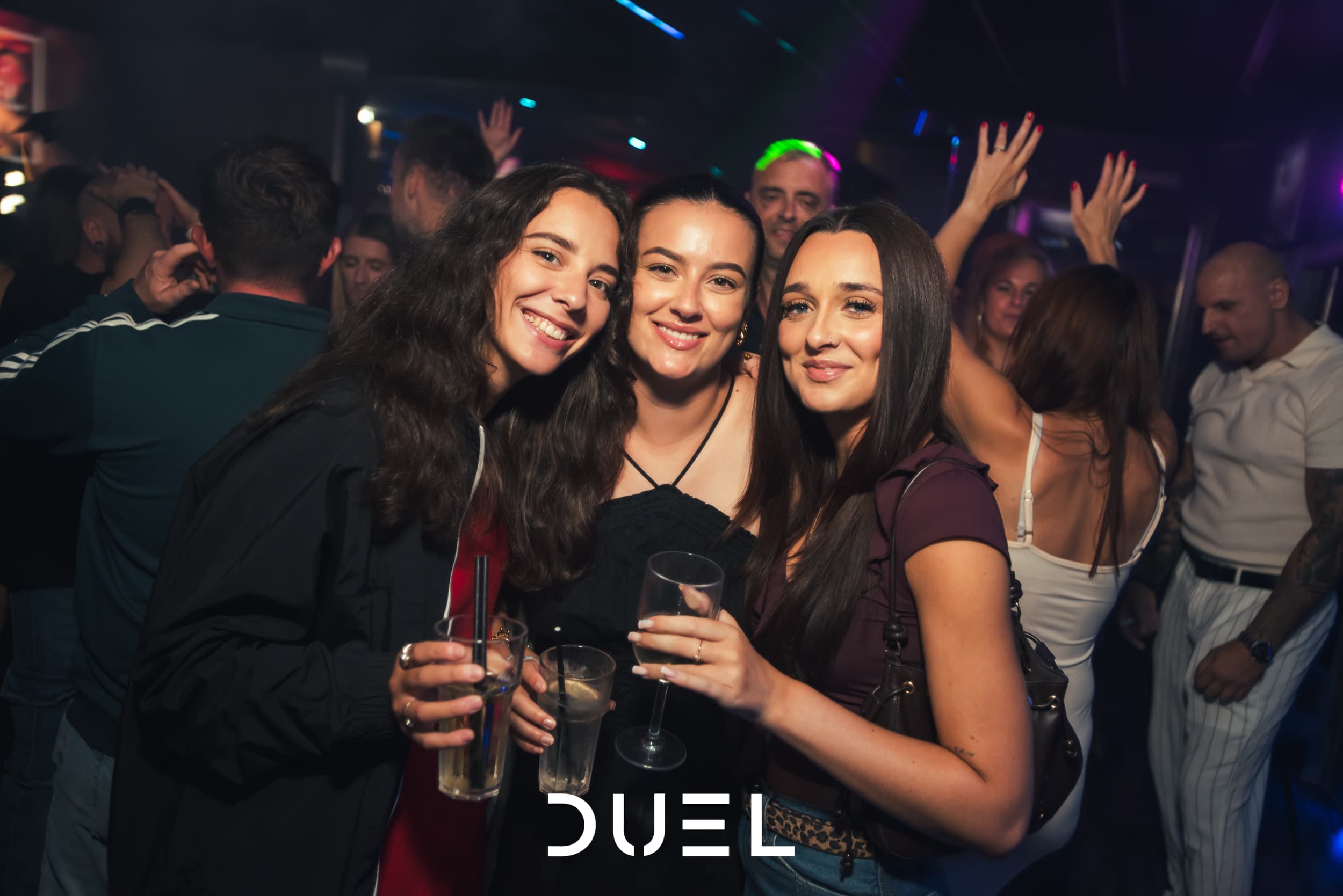 DUEL Club Crowd 9