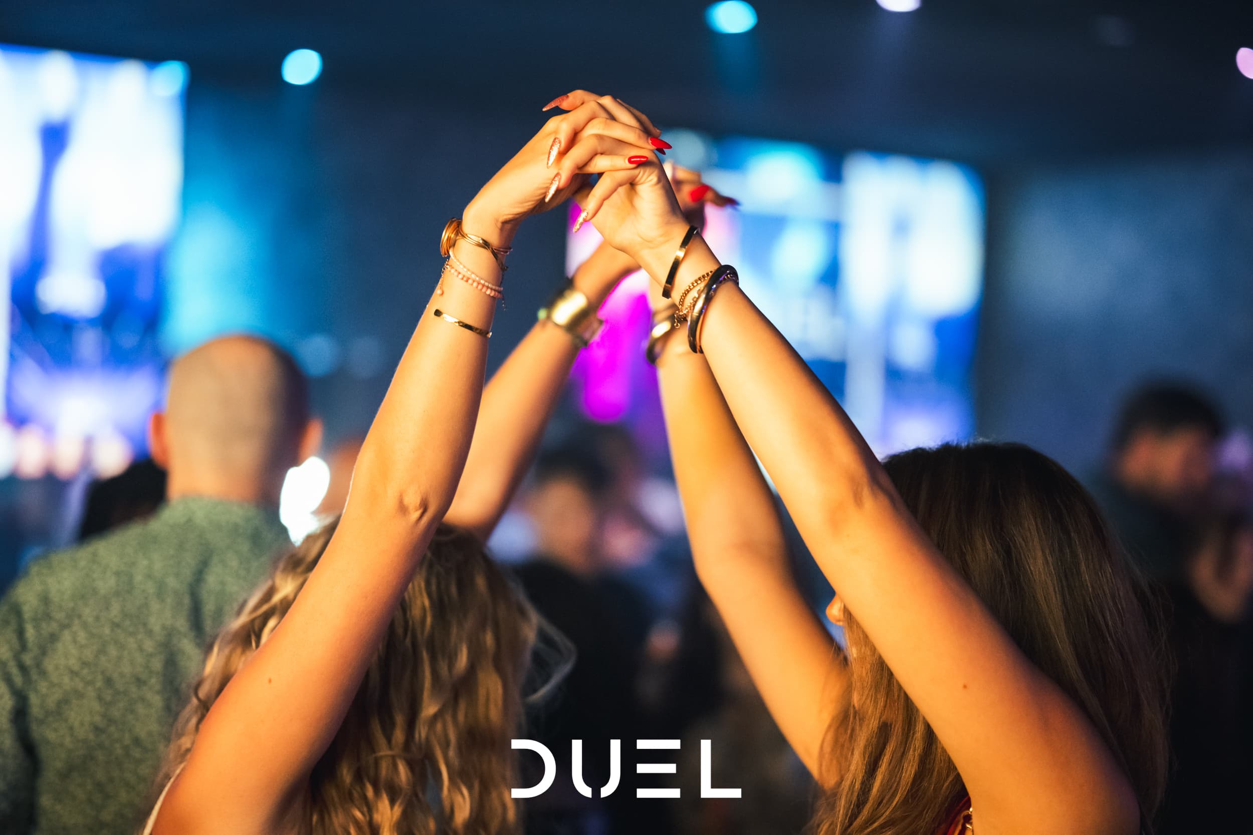 Duel Club Vibe 16