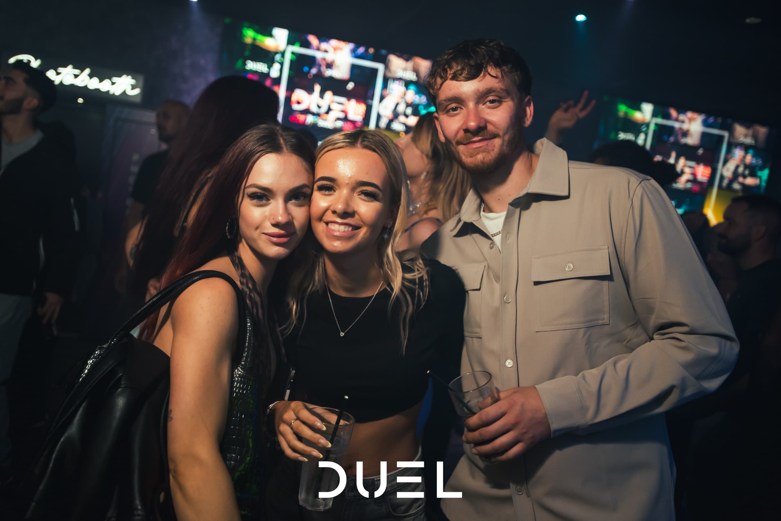 DUEL Club Crowd 26