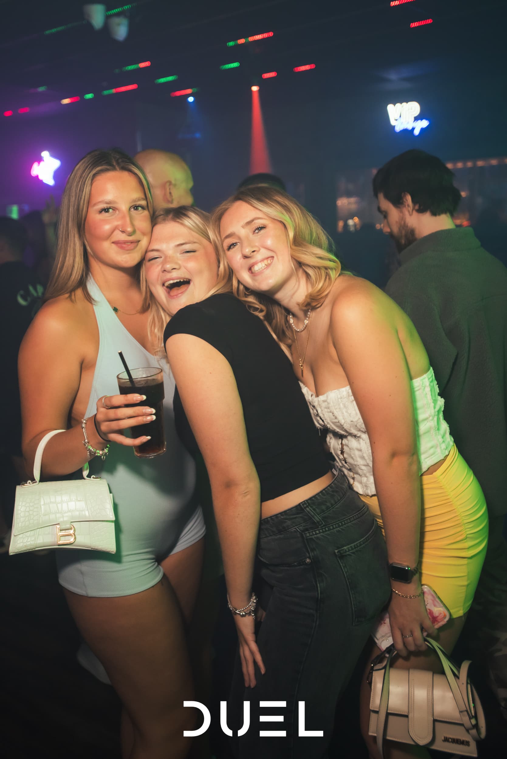 DUEL Club Crowd 28