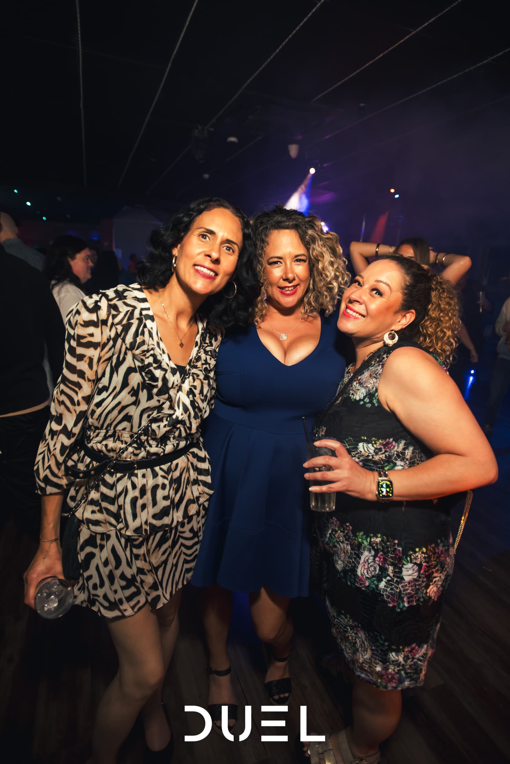 DUEL Club Crowd 30