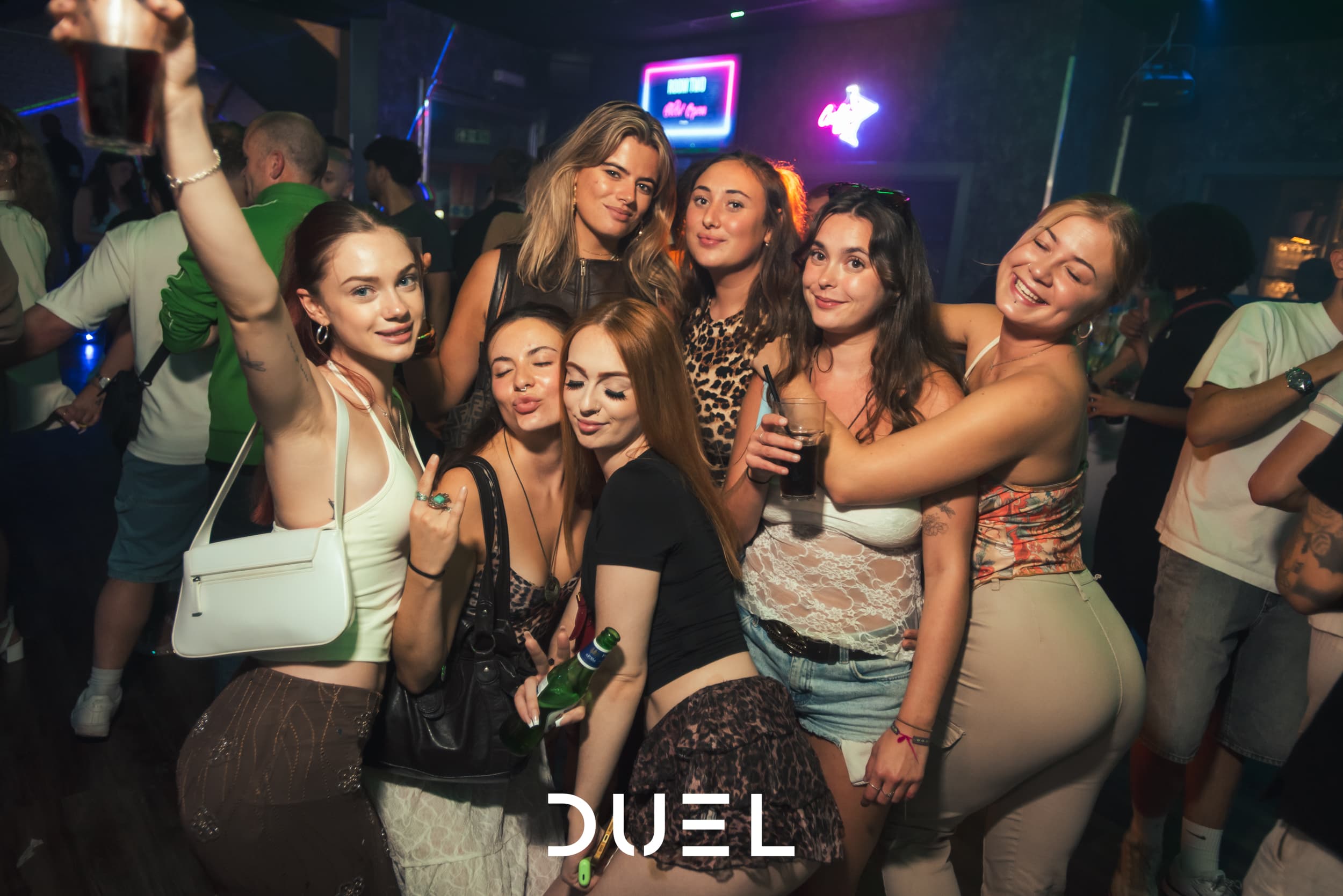 DUEL Club Crowd 33